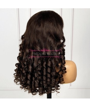 Perruque Lace Wig 13x4 Loose Body Wave  4 - avec Effet Presque Double Drawn et Maximum de Volume en Cheveux Remy suggérées chez